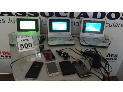 LOTE 500 - 03 NETBOOKS MARCA POSITIVO 04 SMARTPHONES MARCA SAMSUNG MODELOS DIVERSOS E 01 BATERIA EXTERNA. (NO ESTADO) ATENÇÃO! FAZER A VISITAÇÃO ANTES DE ARREMATAR, NÃO SABEMOS SE FUNCIONA, LEILÃO NÃO TEM GARANTIA E NEM DEVOLUÇÃO, SUJEITO A POSSÍVEIS AVARIAS VISÍVEIS/OCULTAS E/OU AUSÊNCIA DE COMPONENTES.
