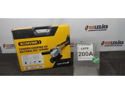 LOTE 200 - 01 ESMERILHADEIRA PORTÁTIL COM DUAS BATERIAS   MALETA E ACESSÓRIOS (PRODUTO NOVO) (NO ESTADO) ATENÇÃO! FAZER A VISITAÇÃO ANTES DE ARREMATAR, NÃO SABEMOS SE FUNCIONA, LEILÃO NÃO TEM GARANTIA E NEM DEVOLUÇÃO, SUJEITO A POSSÍVEIS AVARIAS VISÍVEIS/OCULTAS E/OU AUSÊNCIA DE COMPONENTES.