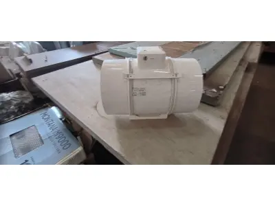 LOTE 028 - 01 EXAUSTOR INLINE AXIAL MISTO PARA TUBOS 220V. (NO ESTADO) ATENÇÃO! FAZER A VISITAÇÃO ANTES DE ARREMATAR, NÃO SABEMOS SE FUNCIONA, LEILÃO NÃO TEM GARANTIA E NEM DEVOLUÇÃO, SUJEITO A POSSÍVEIS AVARIAS VISÍVEIS/OCULTAS E/OU AUSÊNCIA DE COMPONENTES.