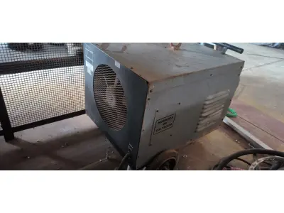 LOTE 001 - 01 MÁQUINA DE SOLDA ELÉTRICA BAMBOZZI TDC445ED TRIFÁSICA. (NO ESTADO) ATENÇÃO! FAZER A VISITAÇÃO ANTES DE ARREMATAR, NÃO SABEMOS SE FUNCIONA, LEILÃO NÃO TEM GARANTIA E NEM DEVOLUÇÃO, SUJEITO A POSSÍVEIS AVARIAS VISÍVEIS/OCULTAS E/OU AUSÊNCIA DE COMPONENTES.