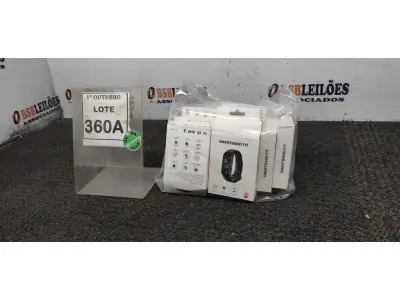 LOTE 360 - 01 LOTE COM VÁRIOS RELÓGIOS SMARTBAND FIT. (NO ESTADO) ATENÇÃO! FAZER A VISITAÇÃO ANTES DE ARREMATAR, NÃO SABEMOS SE FUNCIONA, LEILÃO NÃO TEM GARANTIA E NEM DEVOLUÇÃO, SUJEITO A POSSÍVEIS AVARIAS VISÍVEIS/OCULTAS E/OU AUSÊNCIA DE COMPONENTES.