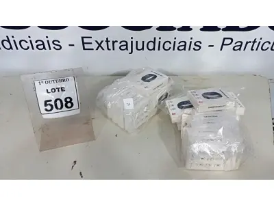 LOTE 508 - 01 LOTE COM GRANDE QUANTIDADE DE RELÓGIOS SMARTBAND FIT. (NO ESTADO) ATENÇÃO! FAZER A VISITAÇÃO ANTES DE ARREMATAR, NÃO SABEMOS SE FUNCIONA, LEILÃO NÃO TEM GARANTIA E NEM DEVOLUÇÃO, SUJEITO A POSSÍVEIS AVARIAS VISÍVEIS/OCULTAS E/OU AUSÊNCIA DE COMPONENTES.