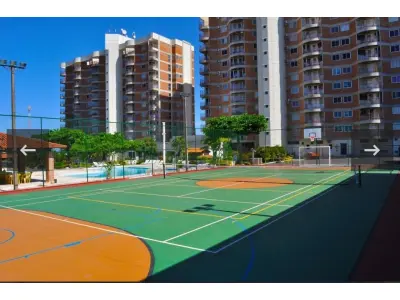 LOTE 001 - 01 APARTAMENTO DUPLEX EM CALDAS NOVAS-GO, MATRÍCULA Nº 62.149, NÚMERO DA UNIDADE Nº1001 BLOCO "B", EDIFÍCIO BELLA ROMA CONTENDO NO PAVIMENTO INFERIOR: HALL, SALA DE ESTAR/JANTAR COM VARANDA, 01 QUARTO, 01 BANHEIRO, ESCADA DE ACESSO AO PAVIMENTO SUPERIOR, COZINHA, ÁREA DE SERVIÇO; E NO PAVIMENTO SUPERIOR: SALA DE ESTAR, UMA SUÍTE, BANHEIRO, CHURRASQUEIRA, DUCHA E PISCINA COM DECH; COM A ÁREA TOTAL DE 313,989322M², SENDO DE 117,28M² DE ÁREA PRIVATIVA, E 196,709322M² DE ÁREA COMUM E FRAÇÃO IDEAL DE 154,8383M² OU 1,075266% DO TERRENO DENOMINADO GLÉBA B, DO CONGLOMERADO IMPÉRIO ROMANO RESIDENCE, SITUADO A AVENIDA MARTINHO PALMERSTON, LUGAR DENOMINADO CHÁCARA ROMA, NESTA CIDADE, COM A ÁREA DE 14.400,00M². (NO ESTADO)
