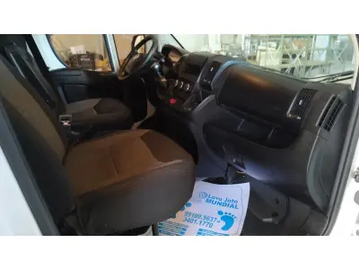 LOTE 512 - 01 I/FIAT DUCATO MAIA AMBULÂNCIA A DIESEL, ANO 2018/2019 NA COR BRANCA. (NO ESTADO)