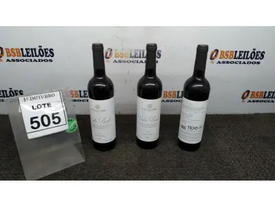 LOTE 505 - 03 GARRAFAS DE VINHO TINTO VALA REAL PORTUGUÊS SAFRA 2019 750ML. (NO ESTADO) ATENÇÃO! FAZER A VISITAÇÃO ANTES DE ARREMATAR, NÃO SABEMOS SE FUNCIONA, LEILÃO NÃO TEM GARANTIA E NEM DEVOLUÇÃO, SUJEITO A POSSÍVEIS AVARIAS VISÍVEIS/OCULTAS E/OU AUSÊNCIA DE COMPONENTES.