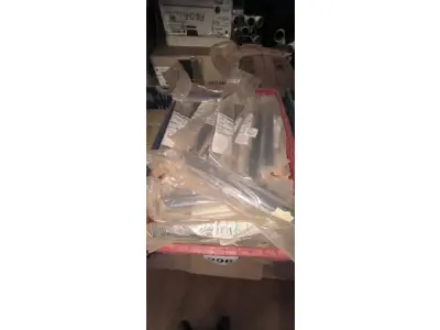 LOTE 296 - 01 LOTE COM MINI PRAGMA PARA QUADRO QDL. (CAIXA ORGANIZADORA NAO INCLUSA) (NO ESTADO) ATENÇÃO! FAZER A VISITAÇÃO ANTES DE ARREMATAR, NÃO SABEMOS SE FUNCIONA, LEILÃO NÃO TEM GARANTIA E NEM DEVOLUÇÃO, SUJEITO A POSSÍVEIS AVARIAS VISÍVEIS/OCULTAS E/OU AUSÊNCIA DE COMPONENTES.