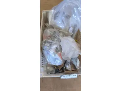 LOTE 227 - 01 LOTE COM PORCAS,ARRUELAS E LUVAS PARA ELETRODUTOS. (CAIXA ORGANIZADORA NAO INCLUSA) (NO ESTADO) ATENÇÃO! FAZER A VISITAÇÃO ANTES DE ARREMATAR, NÃO SABEMOS SE FUNCIONA, LEILÃO NÃO TEM GARANTIA E NEM DEVOLUÇÃO, SUJEITO A POSSÍVEIS AVARIAS VISÍVEIS/OCULTAS E/OU AUSÊNCIA DE COMPONENTES.