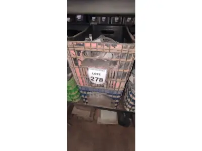 LOTE 278 - 01 LOTE COM ABRAÇADEIRAS TIPO GOTA. (CAIXA ORGANIZADORA NAO INCLUSA) (NO ESTADO) ATENÇÃO! FAZER A VISITAÇÃO ANTES DE ARREMATAR, NÃO SABEMOS SE FUNCIONA, LEILÃO NÃO TEM GARANTIA E NEM DEVOLUÇÃO, SUJEITO A POSSÍVEIS AVARIAS VISÍVEIS/OCULTAS E/OU AUSÊNCIA DE COMPONENTES.