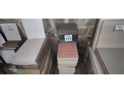 LOTE 177 - 01 LOTE COM PISOS TATIL DE ALERTA CINZA CLARO E CINZA ESCURO24,5X24,5CM. (NO ESTADO) ATENÇÃO! FAZER A VISITAÇÃO ANTES DE ARREMATAR, NÃO SABEMOS SE FUNCIONA, LEILÃO NÃO TEM GARANTIA E NEM DEVOLUÇÃO, SUJEITO A POSSÍVEIS AVARIAS VISÍVEIS/OCULTAS E/OU AUSÊNCIA DE COMPONENTES.