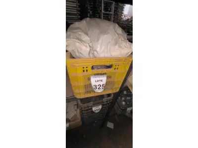 LOTE 325 - 01 LOTE COM UNIÃO UNIVERSAL PARA TUBOS DE CONDOLENTES. (CAIXA ORGANIZADORA NAO INCLUSA)