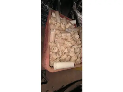 LOTE 324 - 01 LOTE COM COIFAS DE BORRACHA 40X1/2 E PEDAÇOS PEQUENOS DE CANO. (CAIXA ORGANIZADORA NAO INCLUSA) (NO ESTADO) ATENÇÃO! FAZER A VISITAÇÃO ANTES DE ARREMATAR, NÃO SABEMOS SE FUNCIONA, LEILÃO NÃO TEM GARANTIA E NEM DEVOLUÇÃO, SUJEITO A POSSÍVEIS AVARIAS VISÍVEIS/OCULTAS E/OU AUSÊNCIA DE COMPONENTES.