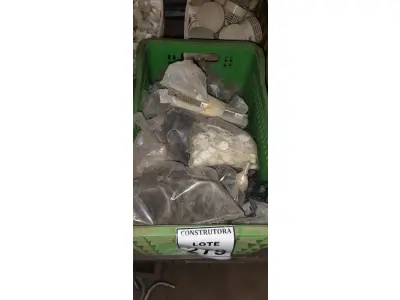 LOTE 279 - 01 LOTE COM MATERIAS HIDRÁULICOS E ELÉTRICOS DIVERSOS. (CAIXA ORGANIZADORA NAO INCLUSA) (NO ESTADO) ATENÇÃO! FAZER A VISITAÇÃO ANTES DE ARREMATAR, NÃO SABEMOS SE FUNCIONA, LEILÃO NÃO TEM GARANTIA E NEM DEVOLUÇÃO, SUJEITO A POSSÍVEIS AVARIAS VISÍVEIS/OCULTAS E/OU AUSÊNCIA DE COMPONENTES.