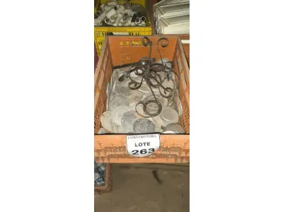 LOTE 263 - 01 LOTE COM TAMPAS REDONDAS PARA CAIXA DE PASSAGEM. (CAIXA ORGANIZADORA NAO INCLUSA) (NO ESTADO) ATENÇÃO! FAZER A VISITAÇÃO ANTES DE ARREMATAR, NÃO SABEMOS SE FUNCIONA, LEILÃO NÃO TEM GARANTIA E NEM DEVOLUÇÃO, SUJEITO A POSSÍVEIS AVARIAS VISÍVEIS/OCULTAS E/OU AUSÊNCIA DE COMPONENTES.