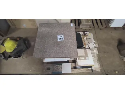 LOTE 156 - 01 LOTE COM PISOS E REVESTIMENTOS DIVERSOS TAMANHOS E CORES. (NO ESTADO) ATENÇÃO! FAZER A VISITAÇÃO ANTES DE ARREMATAR, NÃO SABEMOS SE FUNCIONA, LEILÃO NÃO TEM GARANTIA E NEM DEVOLUÇÃO, SUJEITO A POSSÍVEIS AVARIAS VISÍVEIS/OCULTAS E/OU AUSÊNCIA DE COMPONENTES.