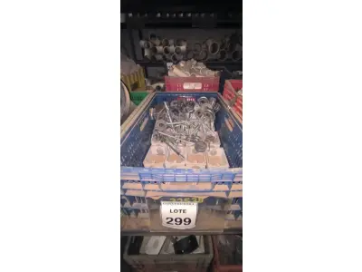 LOTE 299 - 01 LOTE DE CAIXAS DE PISO PVC 4X2 E SUPORTES PARA PARA RAIO. (CAIXA ORGANIZADORA NAO INCLUSA) (NO ESTADO) ATENÇÃO! FAZER A VISITAÇÃO ANTES DE ARREMATAR, NÃO SABEMOS SE FUNCIONA, LEILÃO NÃO TEM GARANTIA E NEM DEVOLUÇÃO, SUJEITO A POSSÍVEIS AVARIAS VISÍVEIS/OCULTAS E/OU AUSÊNCIA DE COMPONENTES.