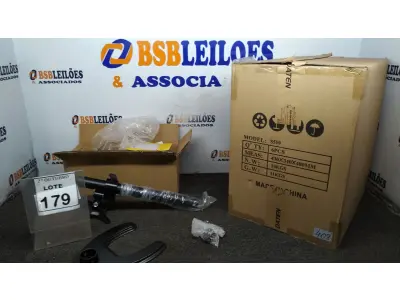 LOTE 179 - 01 CAIXA COM 06 SUPORTES PARA MONITORES MARCA DATEN. (NO ESTADO) ATENÇÃO! FAZER A VISITAÇÃO ANTES DE ARREMATAR, NÃO SABEMOS SE FUNCIONA, LEILÃO NÃO TEM GARANTIA E NEM DEVOLUÇÃO, SUJEITO A POSSÍVEIS AVARIAS VISÍVEIS/OCULTAS E/OU AUSÊNCIA DE COMPONENTES.