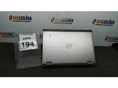 LOTE 194 - 01 NOTEBOOK MARCA DELL. (NO ESTADO) ATENÇÃO! FAZER A VISITAÇÃO ANTES DE ARREMATAR, NÃO SABEMOS SE FUNCIONA, LEILÃO NÃO TEM GARANTIA E NEM DEVOLUÇÃO, SUJEITO A POSSÍVEIS AVARIAS VISÍVEIS/OCULTAS E/OU AUSÊNCIA DE COMPONENTES.