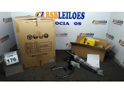 LOTE 176 - 01 CAIXA COM 06 SUPORTES PARA MONITORES MARCA DATEN. (NO ESTADO) ATENÇÃO! FAZER A VISITAÇÃO ANTES DE ARREMATAR, NÃO SABEMOS SE FUNCIONA, LEILÃO NÃO TEM GARANTIA E NEM DEVOLUÇÃO, SUJEITO A POSSÍVEIS AVARIAS VISÍVEIS/OCULTAS E/OU AUSÊNCIA DE COMPONENTES.