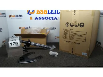 LOTE 179 - 01 CAIXA COM 06 SUPORTES PARA MONITORES MARCA DATEN. (NO ESTADO) ATENÇÃO! FAZER A VISITAÇÃO ANTES DE ARREMATAR, NÃO SABEMOS SE FUNCIONA, LEILÃO NÃO TEM GARANTIA E NEM DEVOLUÇÃO, SUJEITO A POSSÍVEIS AVARIAS VISÍVEIS/OCULTAS E/OU AUSÊNCIA DE COMPONENTES.