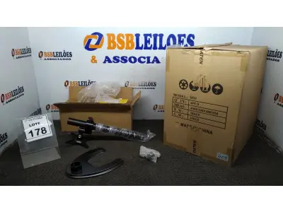 LOTE 178 - 01 CAIXA COM 06 SUPORTES PARA MONITORES MARCA DATEN. (NO ESTADO) ATENÇÃO! FAZER A VISITAÇÃO ANTES DE ARREMATAR, NÃO SABEMOS SE FUNCIONA, LEILÃO NÃO TEM GARANTIA E NEM DEVOLUÇÃO, SUJEITO A POSSÍVEIS AVARIAS VISÍVEIS/OCULTAS E/OU AUSÊNCIA DE COMPONENTES.