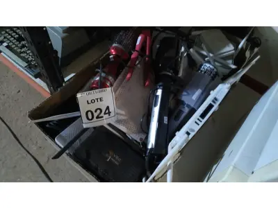 LOTE 024 - 01 LOTE COM VÁRIOS ROTEADORES, ESCOVAS DE CABELO ELÉTRICA, CHAPINHA DE CABELO E ELETRÔNICOS DIVERSOS. (NO ESTADO) ATENÇÃO! FAZER A VISITAÇÃO ANTES DE ARREMATAR, NÃO SABEMOS SE FUNCIONA, LEILÃO NÃO TEM GARANTIA E NEM DEVOLUÇÃO, SUJEITO A POSSÍVEIS AVARIAS VISÍVEIS/OCULTAS E/OU AUSÊNCIA DE COMPONENTES.