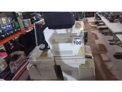 LOTE 100 - 04 IMPRESSORAS DE MARCAS E MODELOS DIVERSOS E 05 MONITORES DE MARCAS E MODELOS DIVERSOS. (NO ESTADO) ATENÇÃO! FAZER A VISITAÇÃO ANTES DE ARREMATAR, NÃO SABEMOS SE FUNCIONA, LEILÃO NÃO TEM GARANTIA E NEM DEVOLUÇÃO, SUJEITO A POSSÍVEIS AVARIAS VISÍVEIS/OCULTAS E/OU AUSÊNCIA DE COMPONENTES.