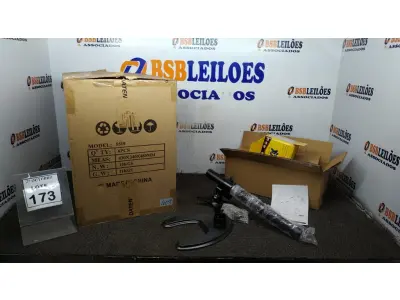 LOTE 173 - 01 CAIXA COM 06 SUPORTES PARA MONITORES MARCA DATEN. (NO ESTADO) ATENÇÃO! FAZER A VISITAÇÃO ANTES DE ARREMATAR, NÃO SABEMOS SE FUNCIONA, LEILÃO NÃO TEM GARANTIA E NEM DEVOLUÇÃO, SUJEITO A POSSÍVEIS AVARIAS VISÍVEIS/OCULTAS E/OU AUSÊNCIA DE COMPONENTES.