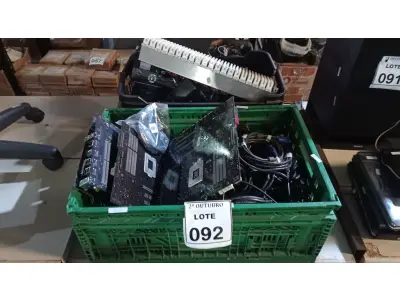 LOTE 092 - 01 LOTE COM VÁRIOS APARELHOS DE TELEFONE, PLACAS MÃE E GRANDE QUANTIDADE DE CABOS DIVERSOS. (NO ESTADO) ATENÇÃO! FAZER A VISITAÇÃO ANTES DE ARREMATAR, NÃO SABEMOS SE FUNCIONA, LEILÃO NÃO TEM GARANTIA E NEM DEVOLUÇÃO, SUJEITO A POSSÍVEIS AVARIAS VISÍVEIS/OCULTAS E/OU AUSÊNCIA DE COMPONENTES.