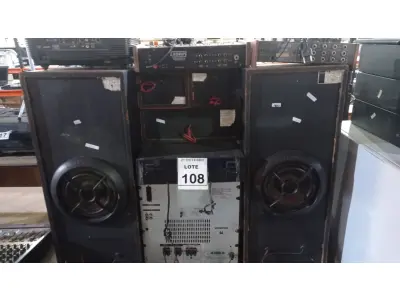 LOTE 108 - 01 PARELHO DE SOM 4X1, CAIXAS DE SOM EM 01, 02 MIXER DE SOM E 01 PROJETOR OPTOMA. (NO ESTADO) ATENÇÃO! FAZER A VISITAÇÃO ANTES DE ARREMATAR, NÃO SABEMOS SE FUNCIONA, LEILÃO NÃO TEM GARANTIA E NEM DEVOLUÇÃO, SUJEITO A POSSÍVEIS AVARIAS VISÍVEIS/OCULTAS E/OU AUSÊNCIA DE COMPONENTES.