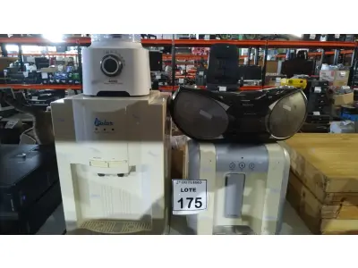 LOTE 175 - 01 LIQUIDIFICADOR MARCA ARNO, 01 MINI SYSTEM MARCA PHILCO E 02 PURIFICADORES DE ÁGUA MARCAS ELECTROLUX E POLAR, 01 CÂMERA DIGITAL, 03 CELULARES DE MARCAS DIVERSAS, VÁRIOS LEITORES DE CÓDIGO DE BARRAS E FILTROS PARA RESPIRADORES DE TANQUES DE ÁGUA. (NO ESTADO) ATENÇÃO! FAZER A VISITAÇÃO ANTES DE ARREMATAR, NÃO SABEMOS SE FUNCIONA, LEILÃO NÃO TEM GARANTIA E NEM DEVOLUÇÃO, SUJEITO A POSSÍVEIS AVARIAS VISÍVEIS/OCULTAS E/OU AUSÊNCIA DE COMPONENTES.