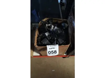 LOTE 058 - 01 LOTE COM GRANDE QUANTIDADE DE FONTES DIVERSAS. (NO ESTADO) ATENÇÃO! FAZER A VISITAÇÃO ANTES DE ARREMATAR, NÃO SABEMOS SE FUNCIONA, LEILÃO NÃO TEM GARANTIA E NEM DEVOLUÇÃO, SUJEITO A POSSÍVEIS AVARIAS VISÍVEIS/OCULTAS E/OU AUSÊNCIA DE COMPONENTES.