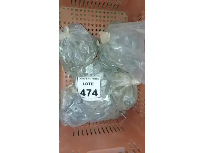 LOTE 474 - 01 LOTE COM PORCAS LOZANGO. (CAIXA ORGANIZADORA NAO INCLUSA) (NO ESTADO) ATENÇÃO! FAZER A VISITAÇÃO ANTES DE ARREMATAR, NÃO SABEMOS SE FUNCIONA, LEILÃO NÃO TEM GARANTIA E NEM DEVOLUÇÃO, SUJEITO A POSSÍVEIS AVARIAS VISÍVEIS/OCULTAS E/OU AUSÊNCIA DE COMPONENTES.