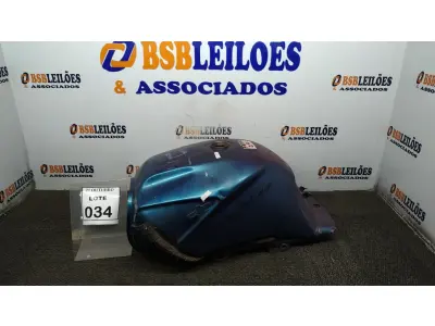 LOTE 034 - 01 TANQUE DE MOTO FAZER 250. (NO ESTADO) ATENÇÃO! FAZER A VISITAÇÃO ANTES DE ARREMATAR, NÃO SABEMOS SE FUNCIONA, LEILÃO NÃO TEM GARANTIA E NEM DEVOLUÇÃO, SUJEITO A POSSÍVEIS AVARIAS VISÍVEIS/OCULTAS E/OU AUSÊNCIA DE COMPONENTES.