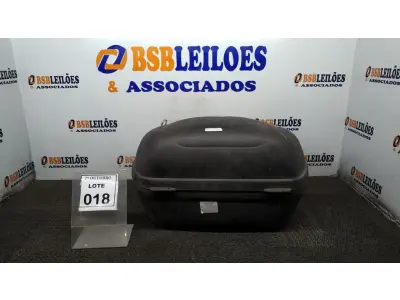 LOTE 018 - 01 BAÚ PARA MOTO MARCA GIVI. (NO ESTADO) ATENÇÃO! FAZER A VISITAÇÃO ANTES DE ARREMATAR, NÃO SABEMOS SE FUNCIONA, LEILÃO NÃO TEM GARANTIA E NEM DEVOLUÇÃO, SUJEITO A POSSÍVEIS AVARIAS VISÍVEIS/OCULTAS E/OU AUSÊNCIA DE COMPONENTES.