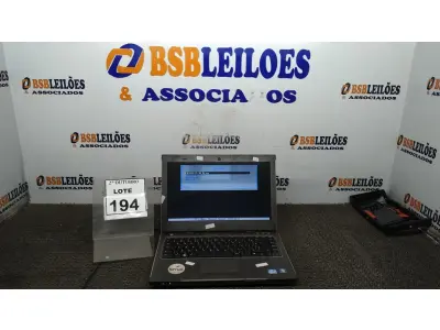 LOTE 194 - 01 NOTEBOOK MARCA DELL. (NO ESTADO) ATENÇÃO! FAZER A VISITAÇÃO ANTES DE ARREMATAR, NÃO SABEMOS SE FUNCIONA, LEILÃO NÃO TEM GARANTIA E NEM DEVOLUÇÃO, SUJEITO A POSSÍVEIS AVARIAS VISÍVEIS/OCULTAS E/OU AUSÊNCIA DE COMPONENTES.