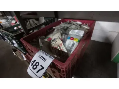 LOTE 487 - 01 LOTE COM SUPORTES DE MÓDULOS, TOMADAS E PLACAS CEGAS. (CAIXA ORGANIZADORA NAO INCLUSA) (NO ESTADO) ATENÇÃO! FAZER A VISITAÇÃO ANTES DE ARREMATAR, NÃO SABEMOS SE FUNCIONA, LEILÃO NÃO TEM GARANTIA E NEM DEVOLUÇÃO, SUJEITO A POSSÍVEIS AVARIAS VISÍVEIS/OCULTAS E/OU AUSÊNCIA DE COMPONENTES.