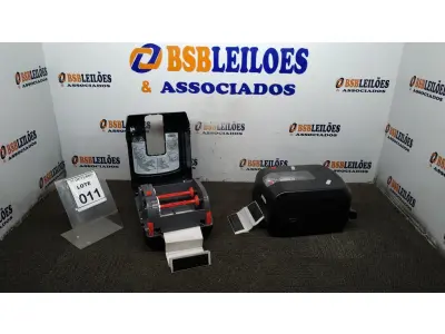 LOTE 011 - 02 IMPRESSORAS DE ETIQUETAS MARCA HONEYWELL. (NO ESTADO) ATENÇÃO! FAZER A VISITAÇÃO ANTES DE ARREMATAR, NÃO SABEMOS SE FUNCIONA, LEILÃO NÃO TEM GARANTIA E NEM DEVOLUÇÃO, SUJEITO A POSSÍVEIS AVARIAS VISÍVEIS/OCULTAS E/OU AUSÊNCIA DE COMPONENTES.