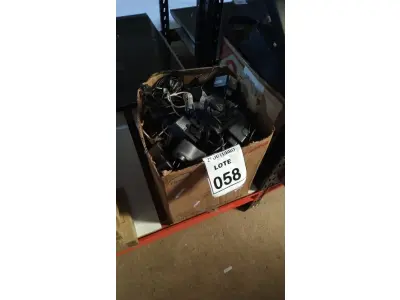 LOTE 058 - 01 LOTE COM GRANDE QUANTIDADE DE FONTES DIVERSAS. (NO ESTADO) ATENÇÃO! FAZER A VISITAÇÃO ANTES DE ARREMATAR, NÃO SABEMOS SE FUNCIONA, LEILÃO NÃO TEM GARANTIA E NEM DEVOLUÇÃO, SUJEITO A POSSÍVEIS AVARIAS VISÍVEIS/OCULTAS E/OU AUSÊNCIA DE COMPONENTES.