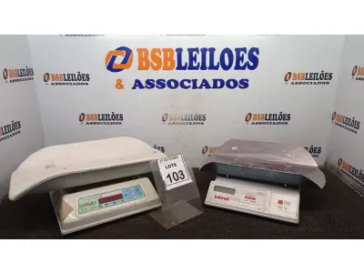 LOTE 103 - 02 BALANÇAS PEDIÁTRICAS. (NO ESTADO) ATENÇÃO! FAZER A VISITAÇÃO ANTES DE ARREMATAR, NÃO SABEMOS SE FUNCIONA, LEILÃO NÃO TEM GARANTIA E NEM DEVOLUÇÃO, SUJEITO A POSSÍVEIS AVARIAS VISÍVEIS/OCULTAS E/OU AUSÊNCIA DE COMPONENTES.