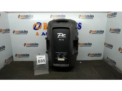 LOTE 035 - 01 CAIXA DE SOM MARCA PZ PRO ÁUDIO. (NO ESTADO) ATENÇÃO! FAZER A VISITAÇÃO ANTES DE ARREMATAR, NÃO SABEMOS SE FUNCIONA. LEILÃO NÃO TEM GARANTIA E NEM DEVOLUÇÃO, SUJEITO A POSSÍVEIS AVARIAS VISÍVEIS/OCULTAS E/OU AUSÊNCIA DE COMPONENTES