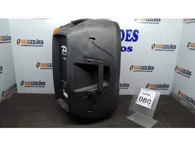 LOTE 080 - 01 CAIXA DE SOM MARCA PZ PRO ÁUDIO. (NO ESTADO) ATENÇÃO! FAZER A VISITAÇÃO ANTES DE ARREMATAR, NÃO SABEMOS SE FUNCIONA. LEILÃO NÃO TEM GARANTIA E NEM DEVOLUÇÃO, SUJEITO A POSSÍVEIS AVARIAS VISÍVEIS/OCULTAS E/OU AUSÊNCIA DE COMPONENTES