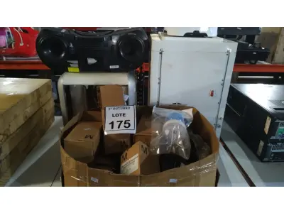 LOTE 175 - 01 LIQUIDIFICADOR MARCA ARNO, 01 MINI SYSTEM MARCA PHILCO E 02 PURIFICADORES DE ÁGUA MARCAS ELECTROLUX E POLAR, 01 CÂMERA DIGITAL, 03 CELULARES DE MARCAS DIVERSAS, VÁRIOS LEITORES DE CÓDIGO DE BARRAS E FILTROS PARA RESPIRADORES DE TANQUES DE ÁGUA. (NO ESTADO) ATENÇÃO! FAZER A VISITAÇÃO ANTES DE ARREMATAR, NÃO SABEMOS SE FUNCIONA, LEILÃO NÃO TEM GARANTIA E NEM DEVOLUÇÃO, SUJEITO A POSSÍVEIS AVARIAS VISÍVEIS/OCULTAS E/OU AUSÊNCIA DE COMPONENTES.