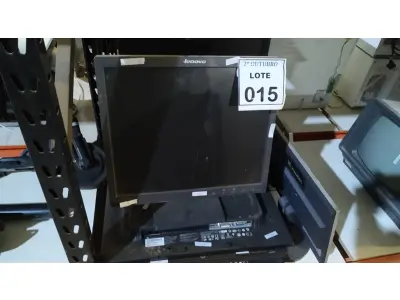 LOTE 015 - 01 LOTE COM VÁRIOS MONITORES LCD DE MARCAS E MODELOS DIVERSOS. (NO ESTADO) ATENÇÃO! FAZER A VISITAÇÃO ANTES DE ARREMATAR, NÃO SABEMOS SE FUNCIONA, LEILÃO NÃO TEM GARANTIA E NEM DEVOLUÇÃO, SUJEITO A POSSÍVEIS AVARIAS VISÍVEIS/OCULTAS E/OU AUSÊNCIA DE COMPONENTES.