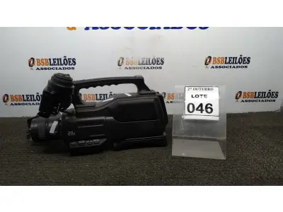 LOTE 046 - 01 FILMADORA MODELO CMOS MARCA SONY COM AVARIAS. (NO ESTADO) ATENÇÃO! FAZER A VISITAÇÃO ANTES DE ARREMATAR, NÃO SABEMOS SE FUNCIONA, LEILÃO NÃO TEM GARANTIA E NEM DEVOLUÇÃO, SUJEITO A POSSÍVEIS AVARIAS VISÍVEIS/OCULTAS E/OU AUSÊNCIA DE COMPONENTES.