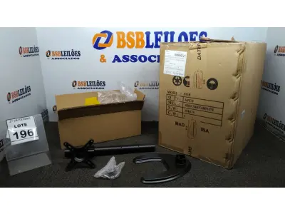 LOTE 196 - 01 CAIXA COM 06 SUPORTES PARA MONITORES MARCA DATEN. (NO ESTADO) ATENÇÃO! FAZER A VISITAÇÃO ANTES DE ARREMATAR, NÃO SABEMOS SE FUNCIONA, LEILÃO NÃO TEM GARANTIA E NEM DEVOLUÇÃO, SUJEITO A POSSÍVEIS AVARIAS VISÍVEIS/OCULTAS E/OU AUSÊNCIA DE COMPONENTES.