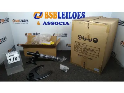 LOTE 178 - 01 CAIXA COM 06 SUPORTES PARA MONITORES MARCA DATEN. (NO ESTADO) ATENÇÃO! FAZER A VISITAÇÃO ANTES DE ARREMATAR, NÃO SABEMOS SE FUNCIONA, LEILÃO NÃO TEM GARANTIA E NEM DEVOLUÇÃO, SUJEITO A POSSÍVEIS AVARIAS VISÍVEIS/OCULTAS E/OU AUSÊNCIA DE COMPONENTES.