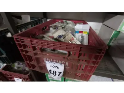 LOTE 487 - 01 LOTE COM SUPORTES DE MÓDULOS, TOMADAS E PLACAS CEGAS. (CAIXA ORGANIZADORA NAO INCLUSA) (NO ESTADO) ATENÇÃO! FAZER A VISITAÇÃO ANTES DE ARREMATAR, NÃO SABEMOS SE FUNCIONA, LEILÃO NÃO TEM GARANTIA E NEM DEVOLUÇÃO, SUJEITO A POSSÍVEIS AVARIAS VISÍVEIS/OCULTAS E/OU AUSÊNCIA DE COMPONENTES.