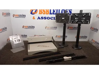 LOTE 129 - 02 SUPORTES PARA TV E 01 PERFURADOR DE PAPEL. (NO ESTADO) ATENÇÃO! FAZER A VISITAÇÃO ANTES DE ARREMATAR, NÃO SABEMOS SE FUNCIONA, LEILÃO NÃO TEM GARANTIA E NEM DEVOLUÇÃO, SUJEITO A POSSÍVEIS AVARIAS VISÍVEIS/OCULTAS E/OU AUSÊNCIA DE COMPONENTES.