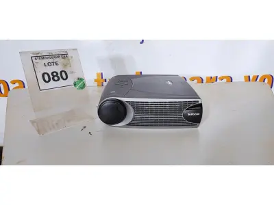 LOTE 080 - 01 PROJETOR INFOCUS LP350COM BOLSA BIVOLTS. (NO ESTADO EM QUE SE ENCONTRA. SUJEITO A AVARIAS OCULTAS/VISÍVEIS.) CS1001224