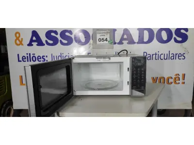 LOTE 054 - 01 MICRO-ONDAS BRASTEMP127 VOLTS. (NO ESTADO EM QUE SE ENCONTRA. SUJEITO A AVARIAS OCULTAS/VISÍVEIS.) BH1650N